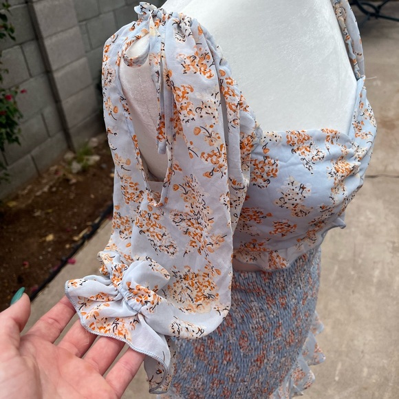 Showpo Floral Two Piece Crop Top with Skirt size 6 - Picture 3 of 9